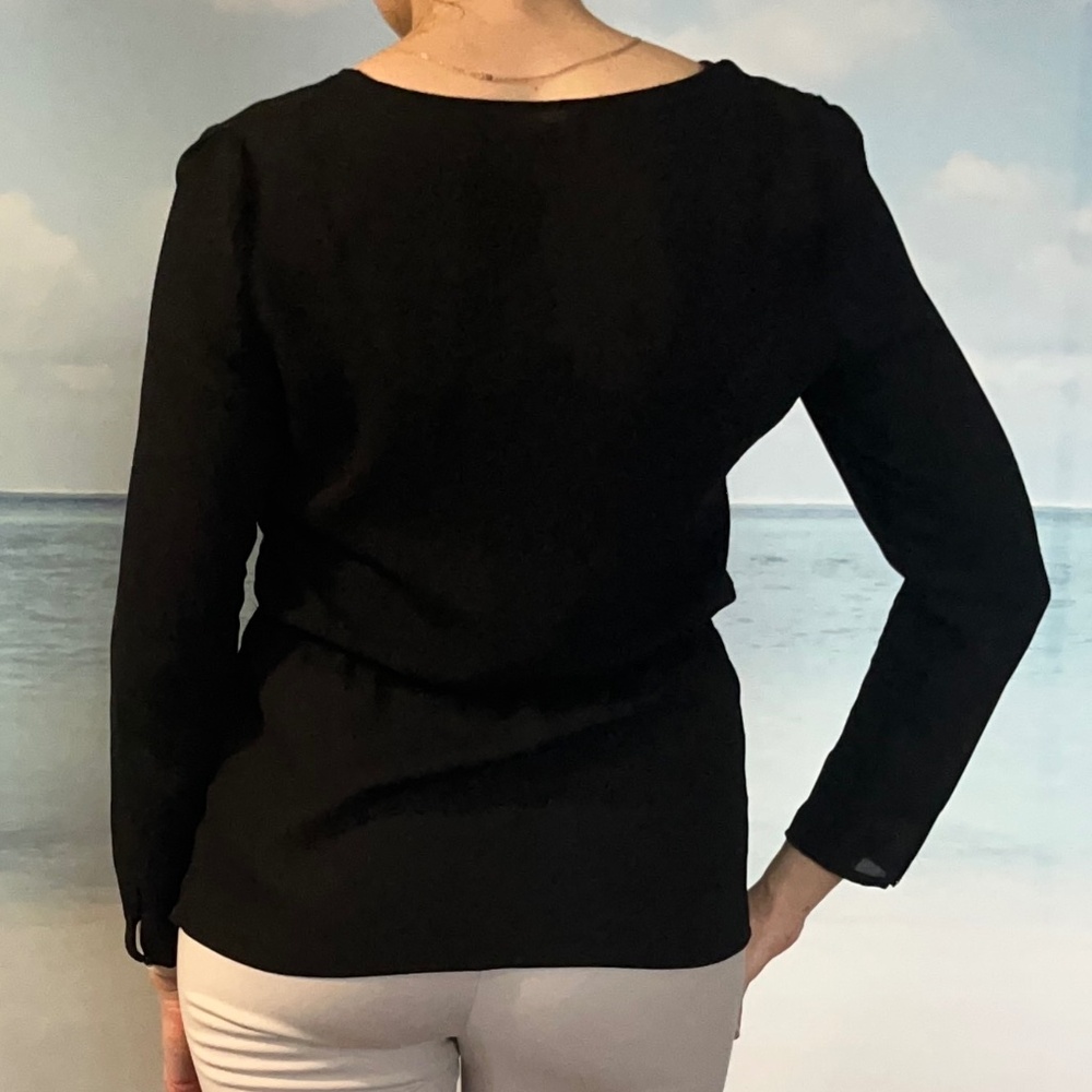 Top - Picture 2 of 4